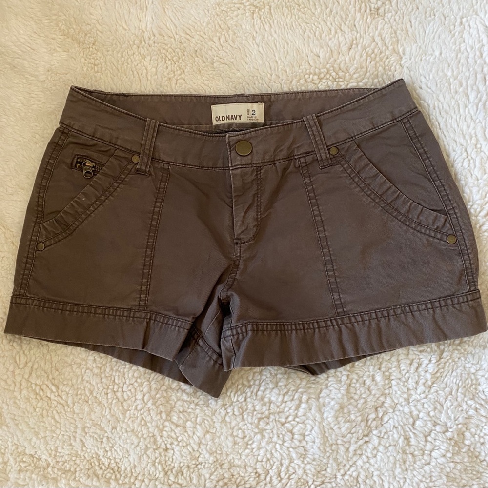 Old Navy brown shorts (Size 2)